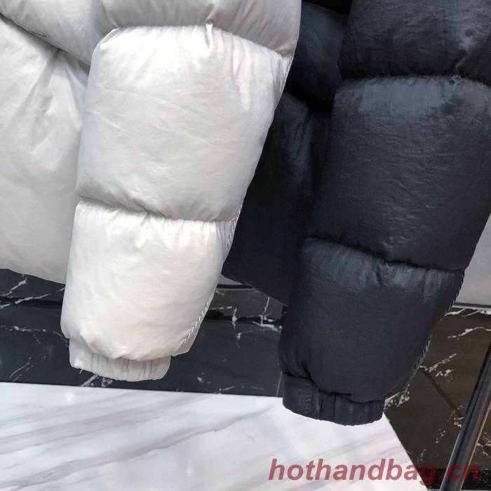 Moncler Top Quality Down Coat MOY00148