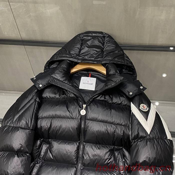 Moncler Top Quality Down Coat MOY00153