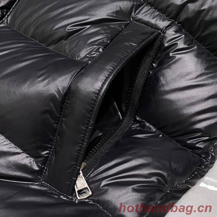 Moncler Top Quality Down Coat MOY00153