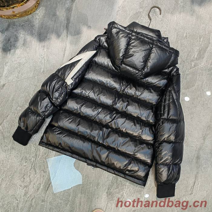 Moncler Top Quality Down Coat MOY00153