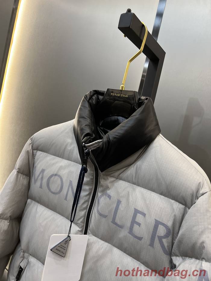 Moncler Top Quality Down Coat MOY00168