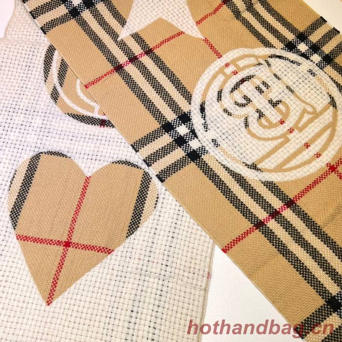 Burberry Scarf BBC00151