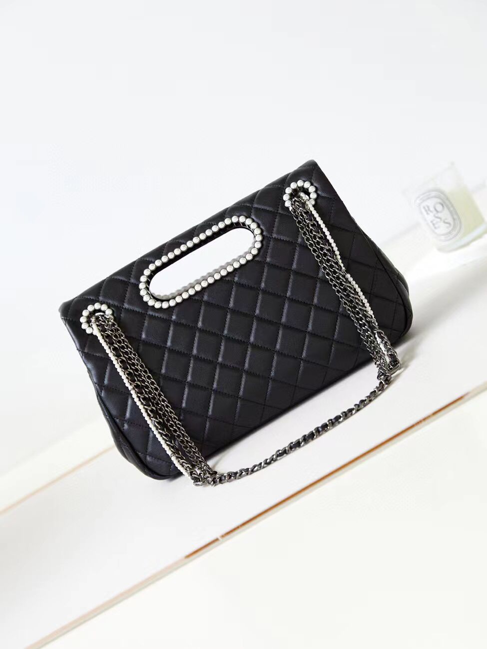 Chanel Original Leather Pearl CC LOGO Bag AS4221 Black