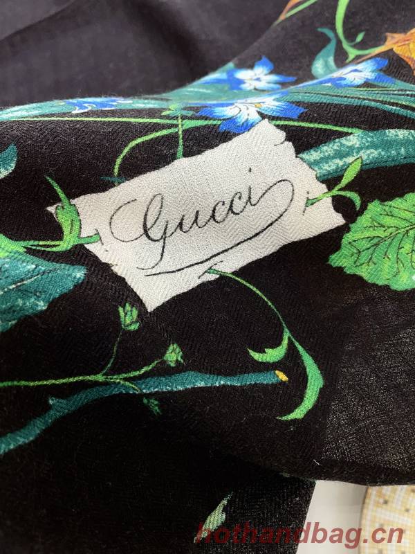 Gucci Scarf GUC00313