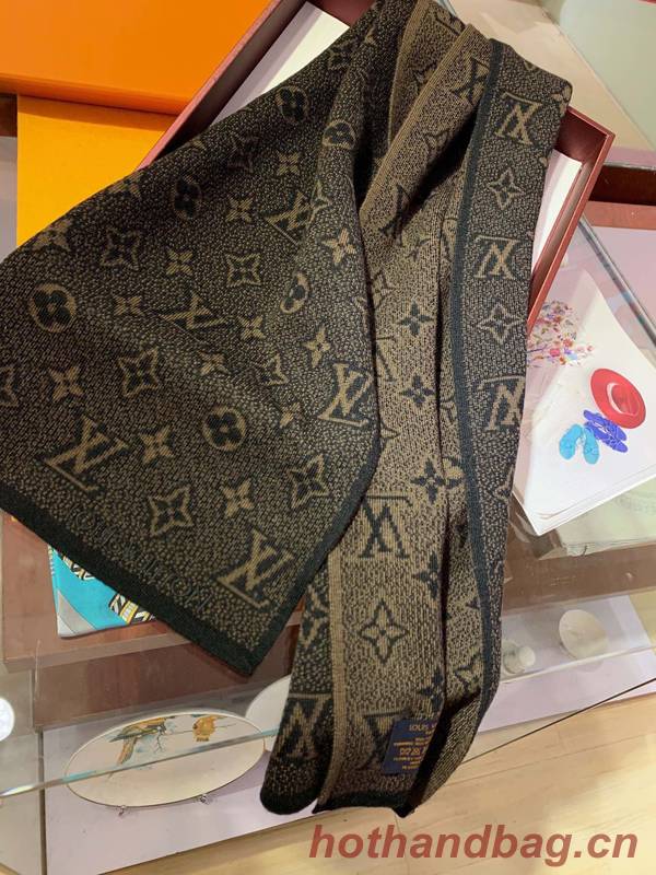 Louis Vuitton Scarf LVC00376