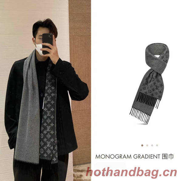 Louis Vuitton Scarf LVC00382