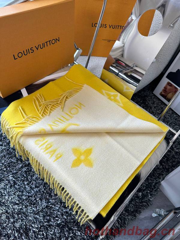 Louis Vuitton Scarf LVC00384