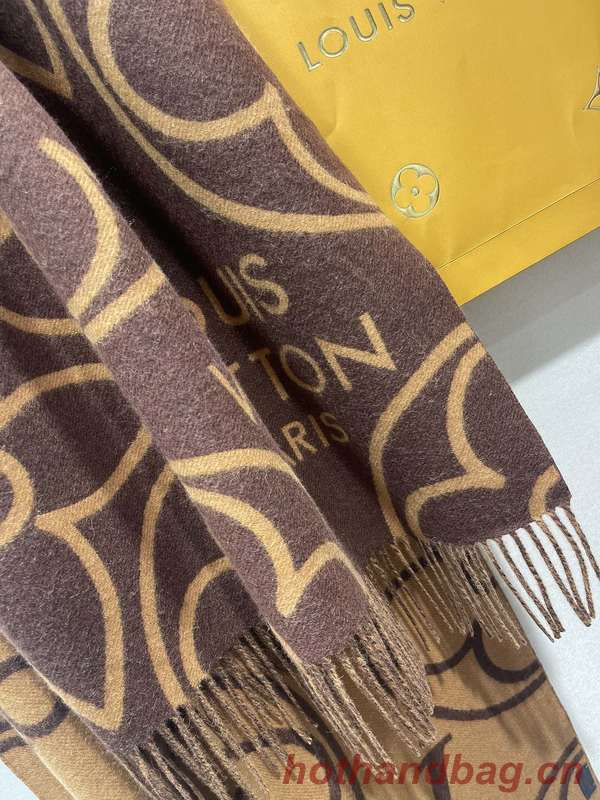 Louis Vuitton Scarf LVC00390