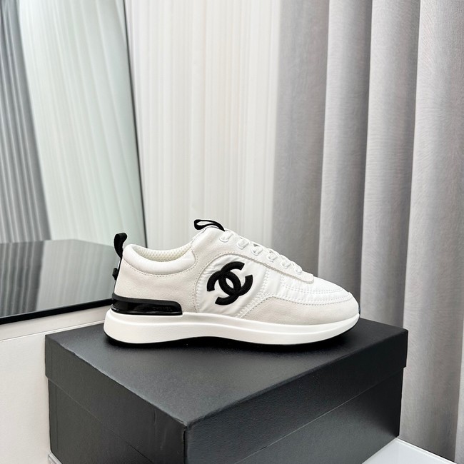 Chanel SNEAKER 93841-2