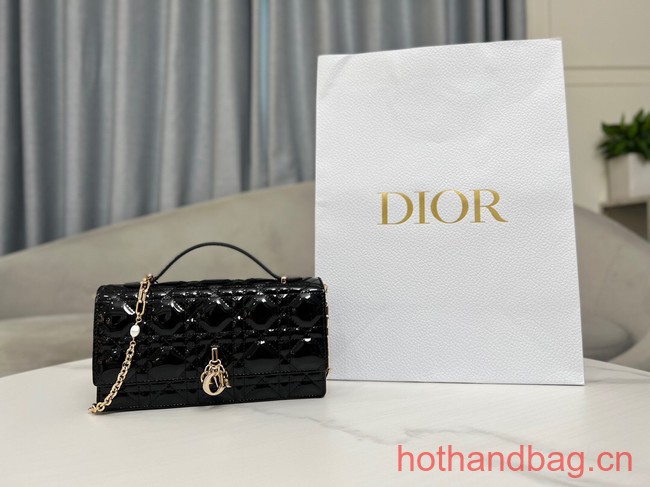 MISS DIOR MINI BAG Patent Cannage Calfskin S0980O black