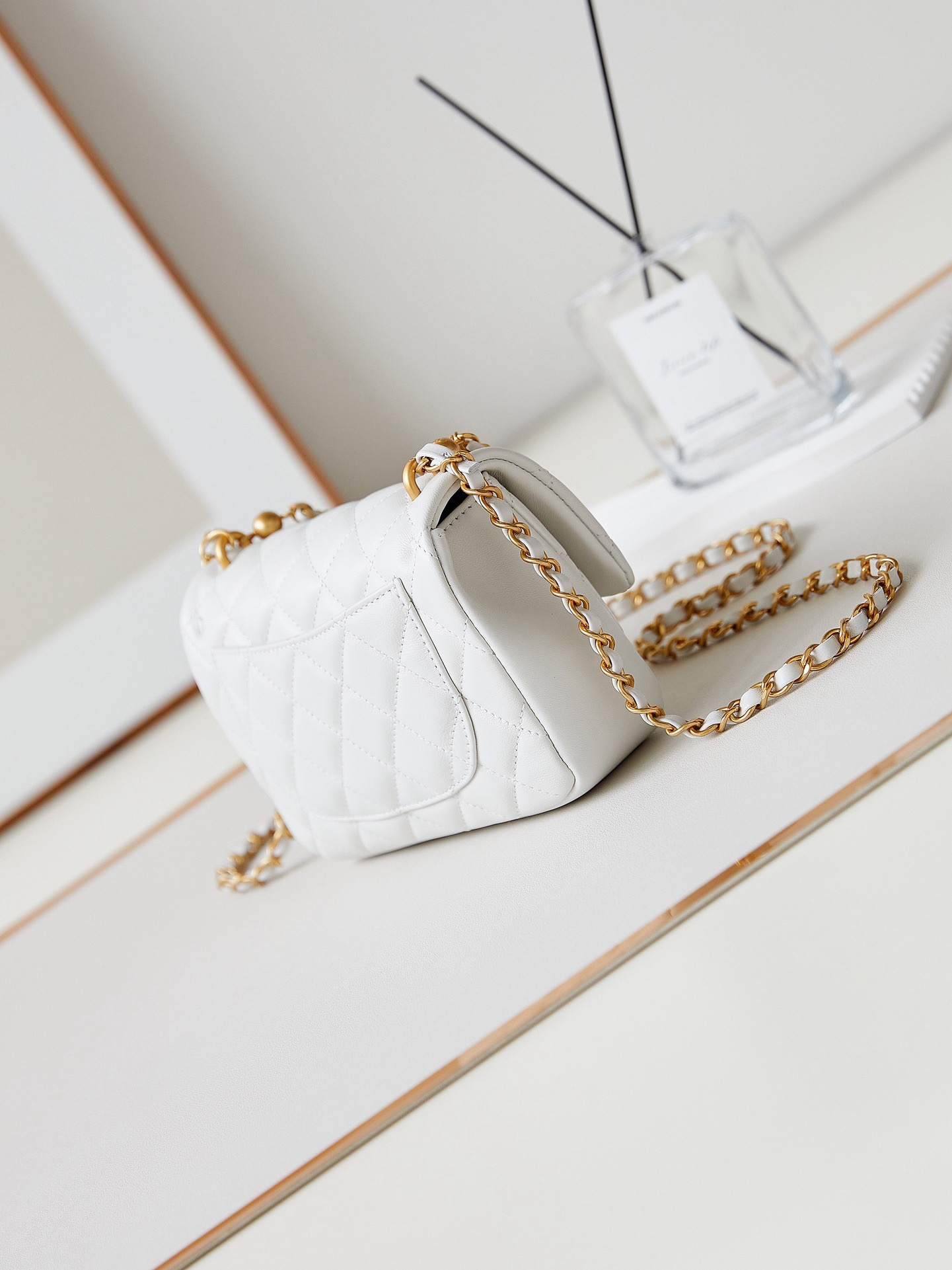 Chanel MINI FLAP BAG AS4385 white