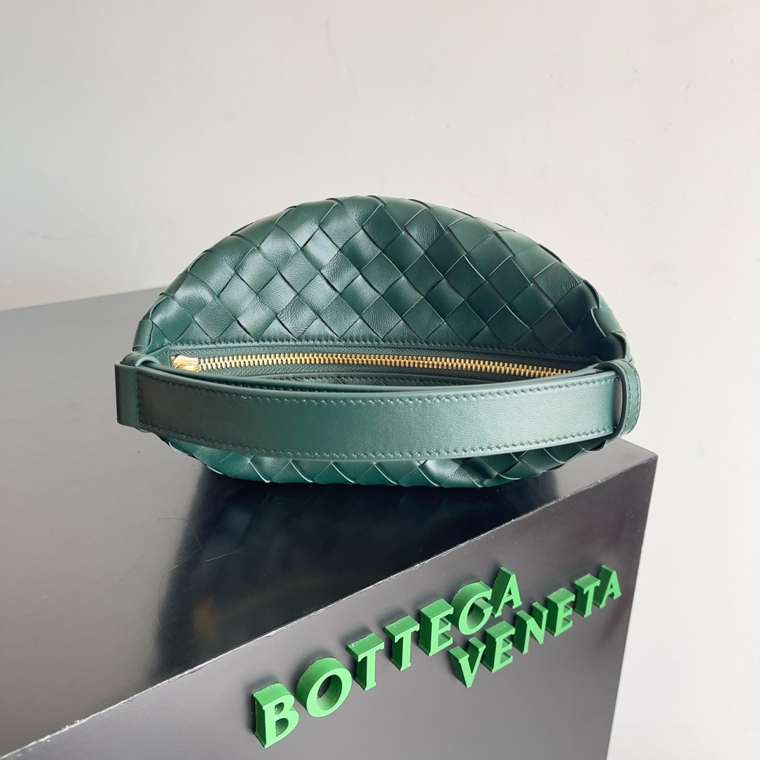 Bottega Veneta Mini Wallace 754443 Emerald green