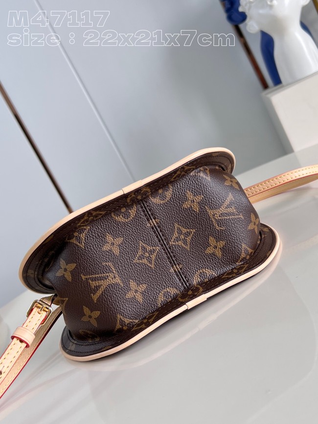 Louis Vuitton Around Me PM M47117