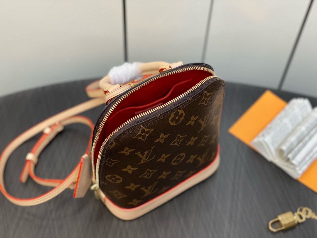 Louis Vuitton Alma Backpack M47132