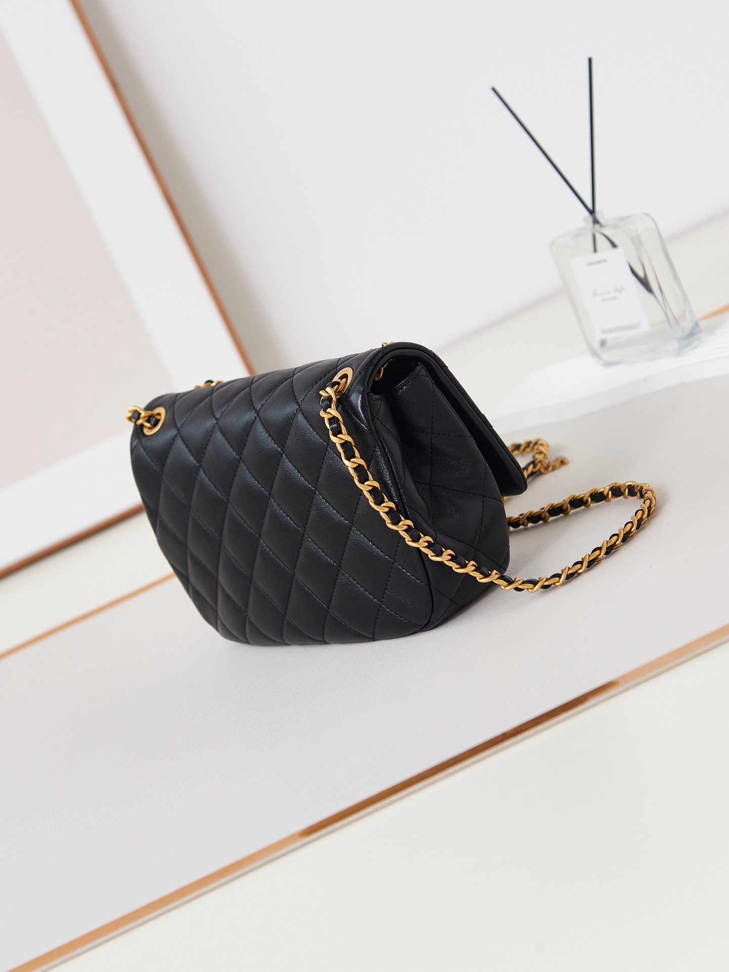 CHANEL 24P SMALL FLAP BAG AS4740 black