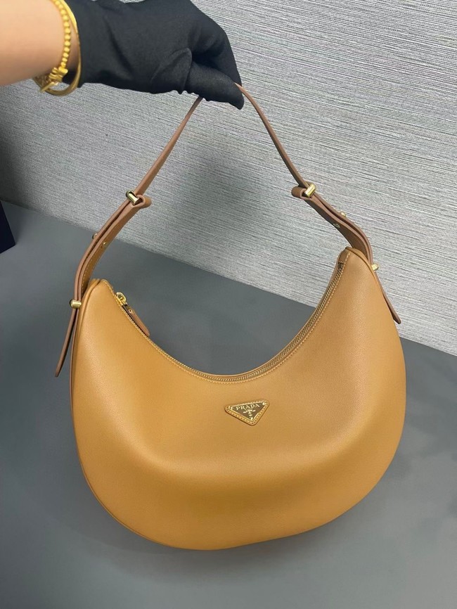 Prada Large leather shoulder bag 1BC212 Caramel