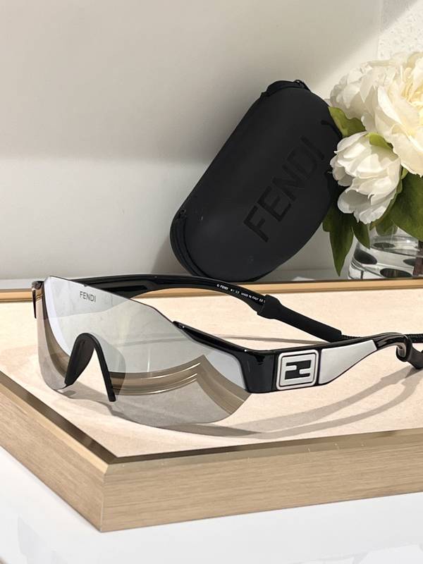 Fendi Sunglasses Top Quality FDS01395