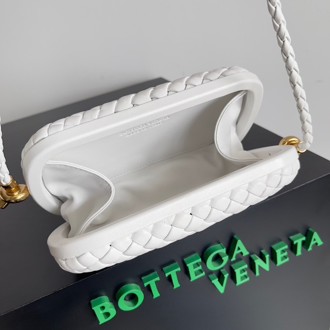 Bottega Veneta Knot With Chain A776662 white