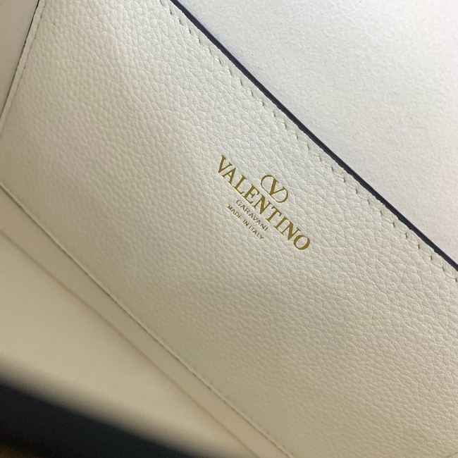 VALENTINO Alltime calfskin bag MZ098 white