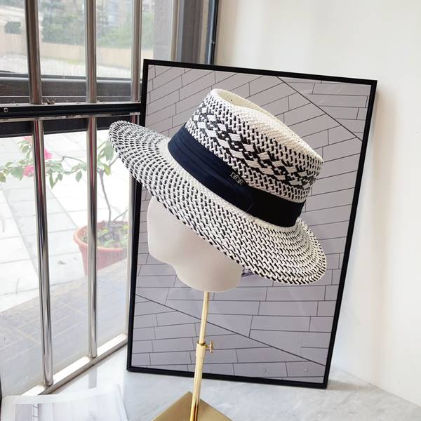 Dior Hat CDH00365