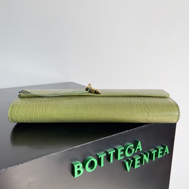 Bottega Veneta Long Clutch Andiamo With Handle alligator leather 741511 Khaki