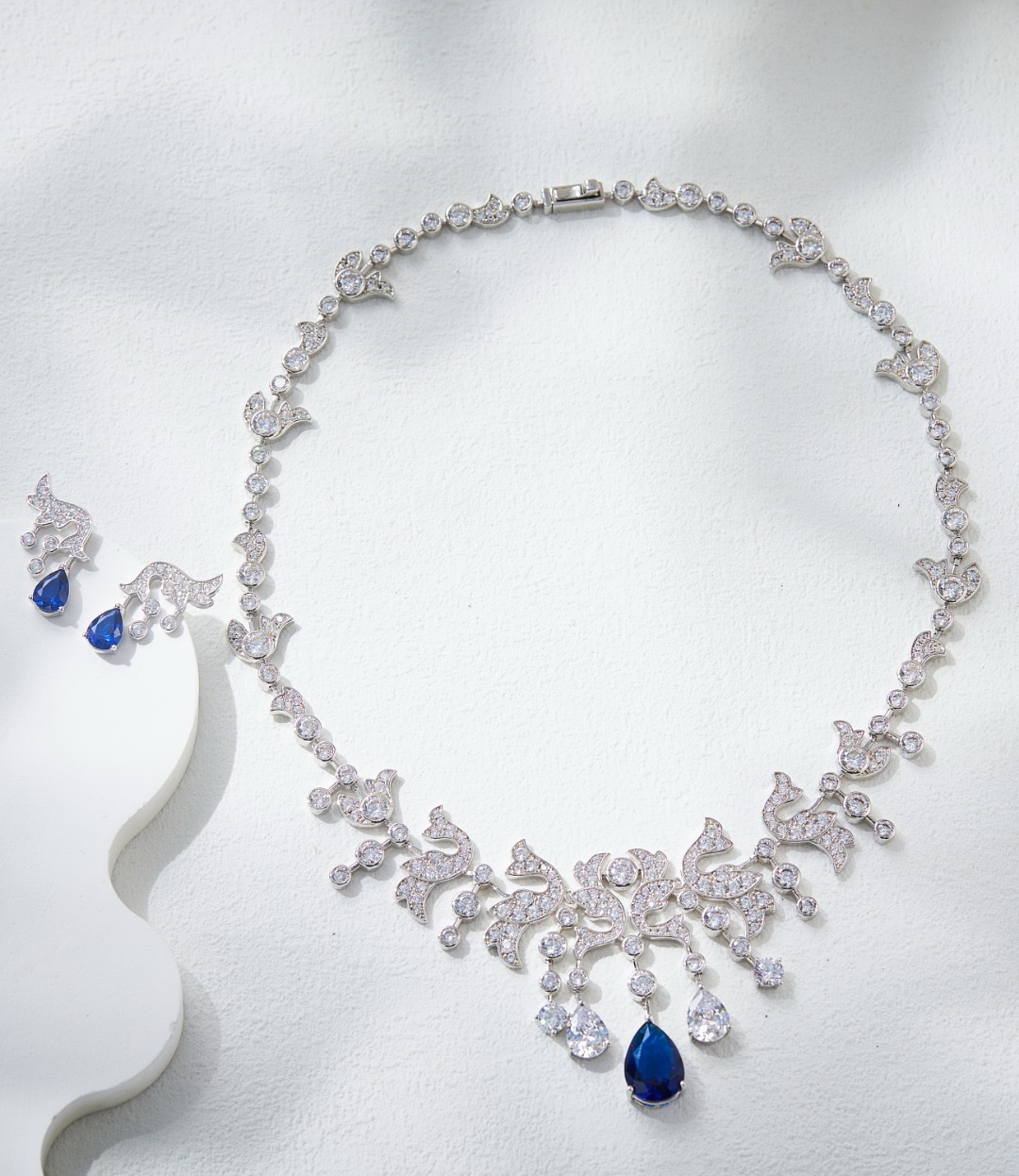 BVLGARI NECKLACE&Earrings CE14026