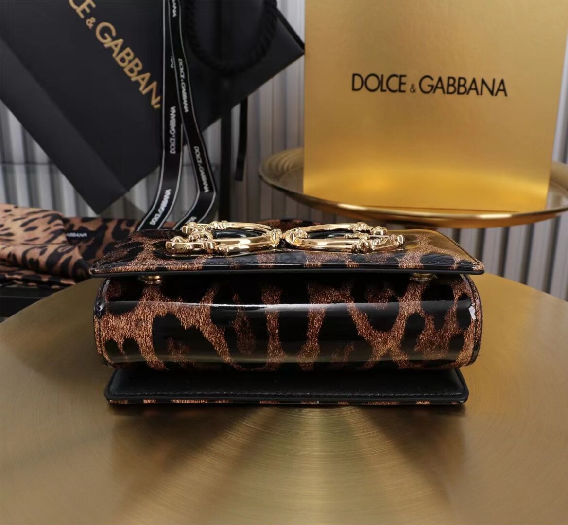 Dolce & Gabbana Patent leather Shoulder Bag G6504 black&brown