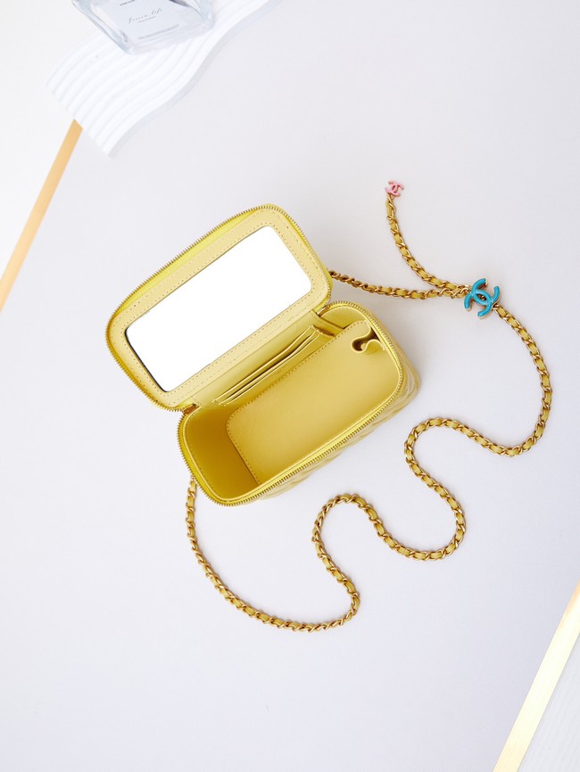 CHANEL MINI CLUTCH  AP3940 yellow