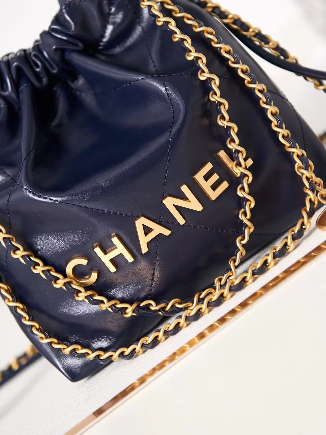 CHANEL 22 MINI HANDBAG AS3980 Navy