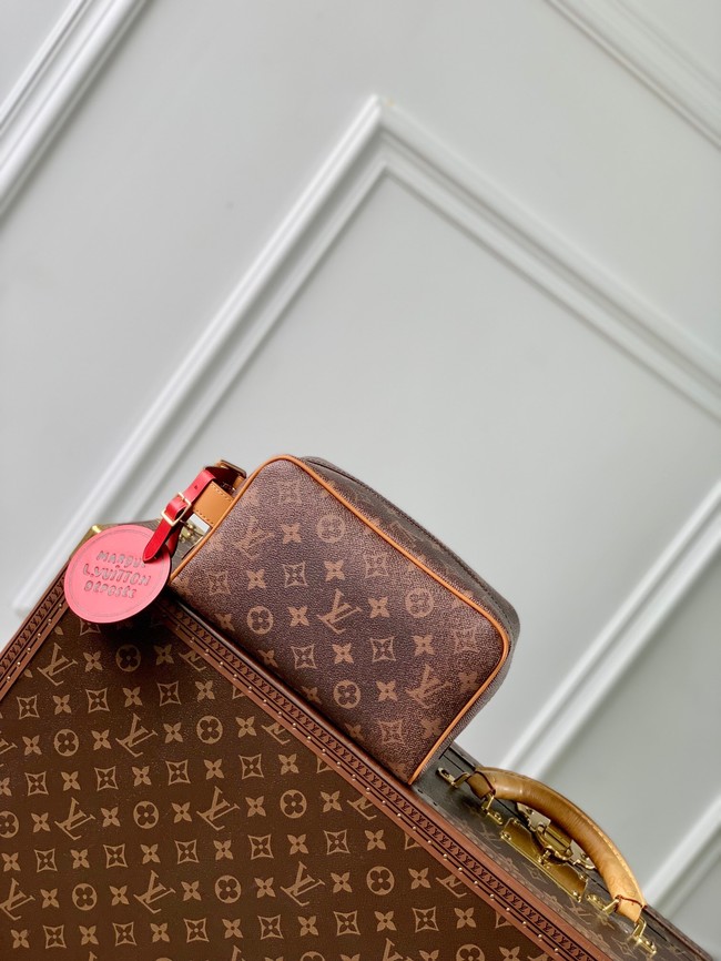 Louis Vuitton NEW Locker Dopp Kit M11765