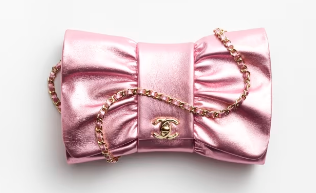 Chanel CLUTCH Metallic Lambskin & gold-Tone Metal AS5129 Pink