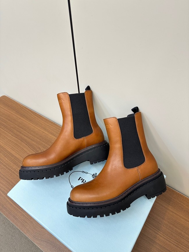 Prada Leather Chelsea boots 11287-2