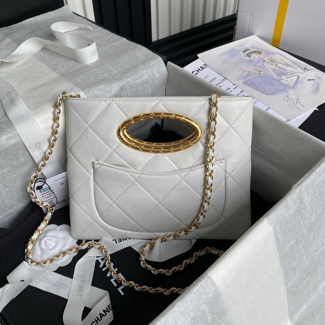 CHANEL CLUTCH Lambskin & Gold-Tone Metal AS5038 white