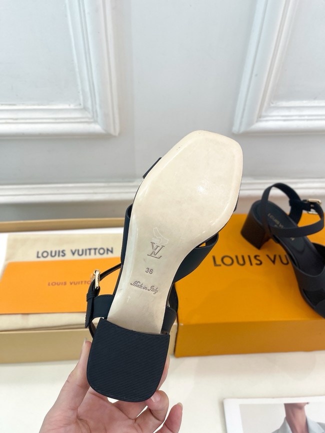 Louis Vuitton Sandal 55225-6