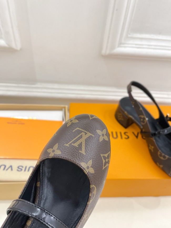 Louis Vuitton Sandal 55226-2