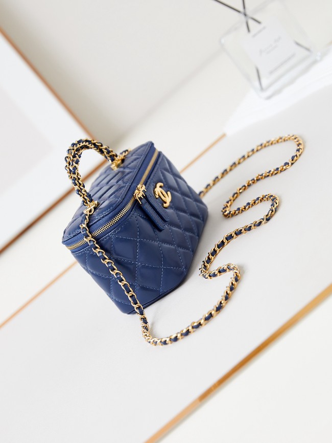 CHANEL 24A CLUTCH WITH CHAIN AP4168 blue