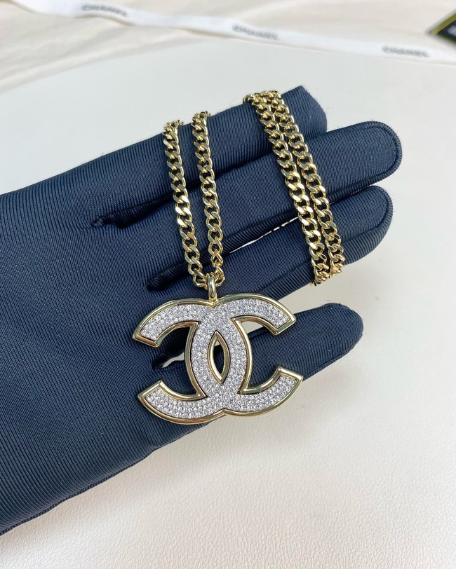 Chanel necklace CE15059