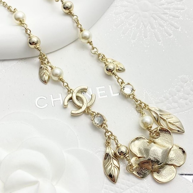 Chanel necklace CE15219