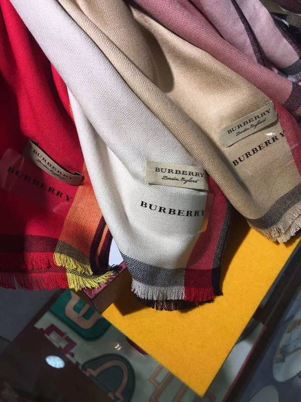 Burberry Scarf BBC00187