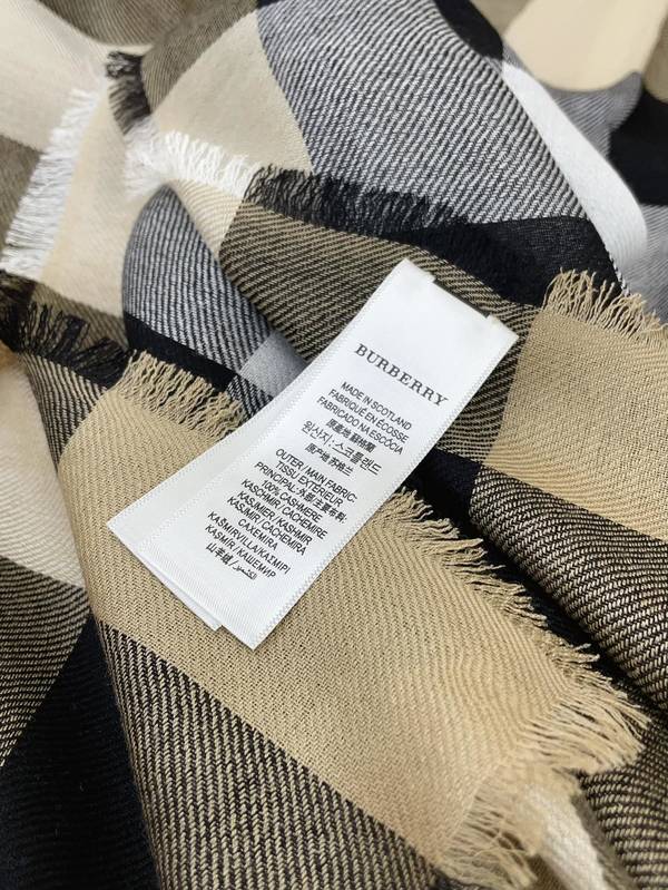 Burberry Scarf BBC00196