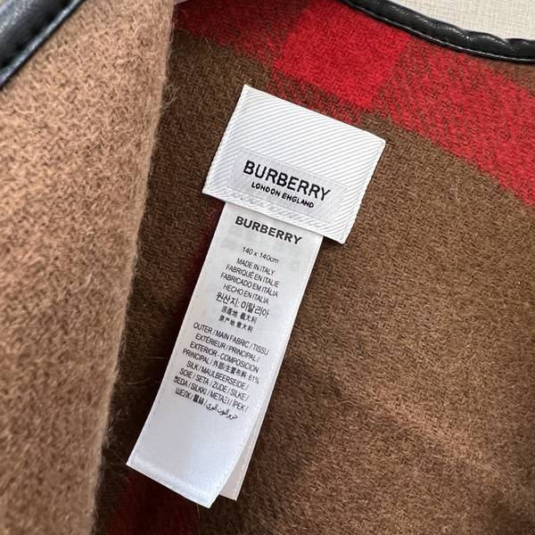 Burberry Cloak BBC00205