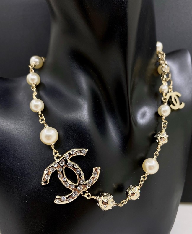 Chanel necklace CE15256