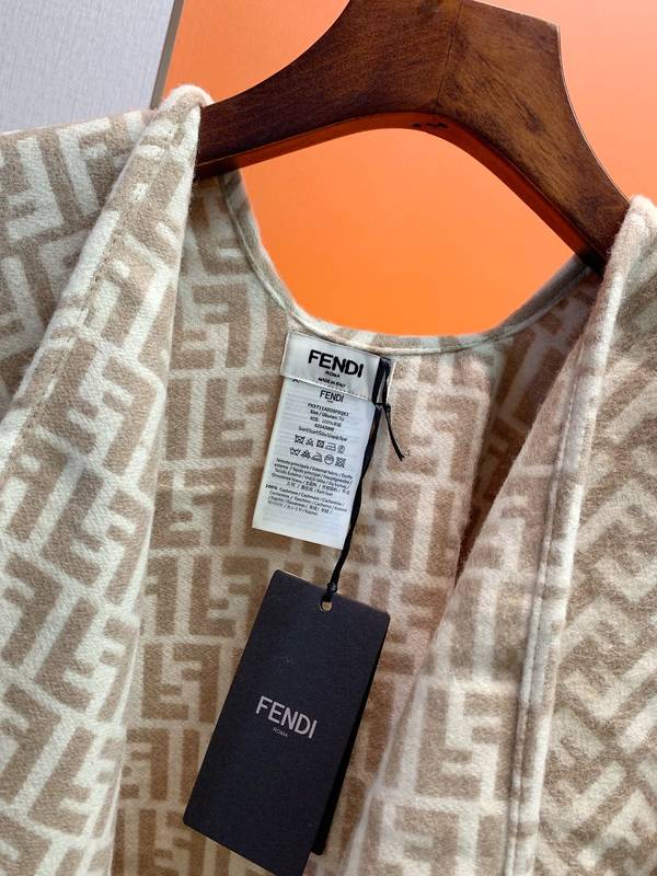 Fendi Cloak FDC00130