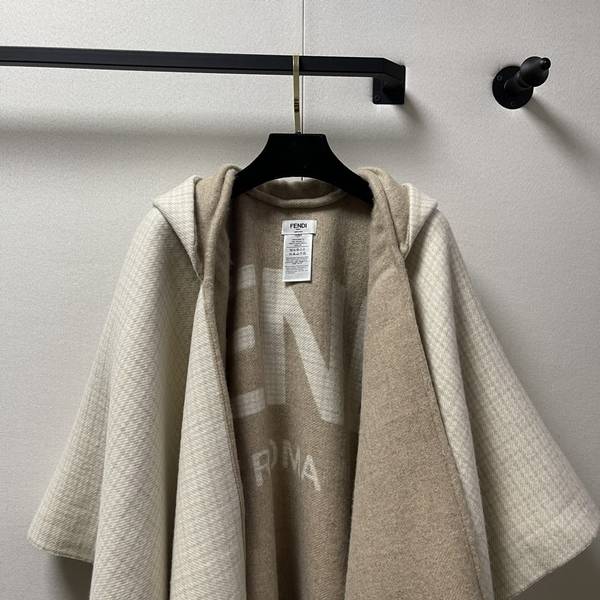 Fendi Cloak FDC00132