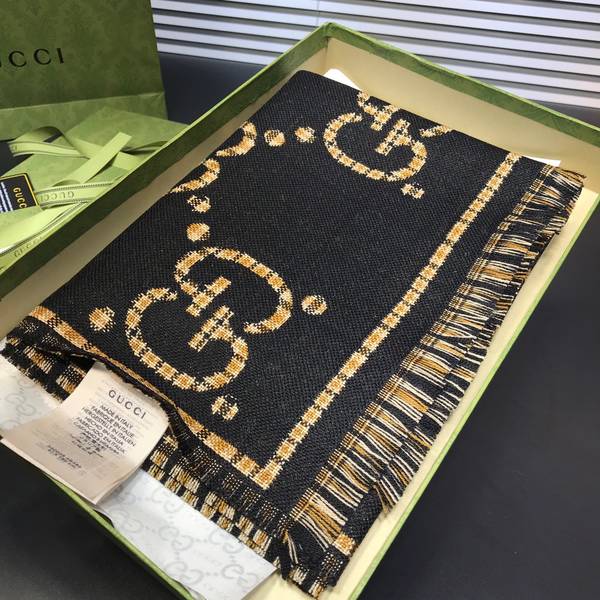 Gucci Scarf GUC00353