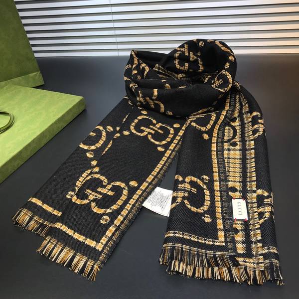 Gucci Scarf GUC00353