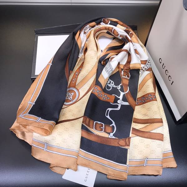 Gucci Scarf GUC00374