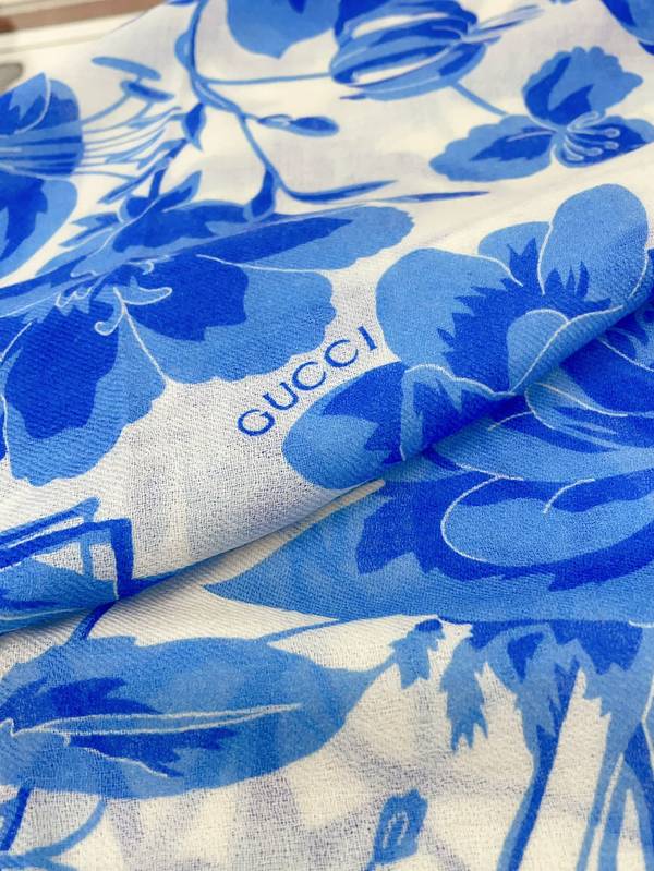 Gucci Scarf GUC00377