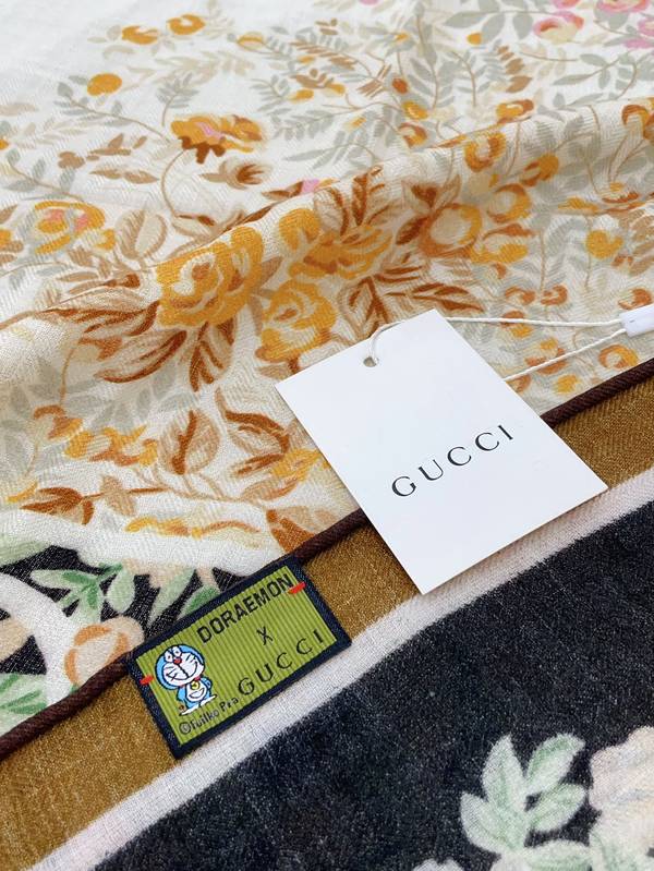 Gucci Scarf GUC00390