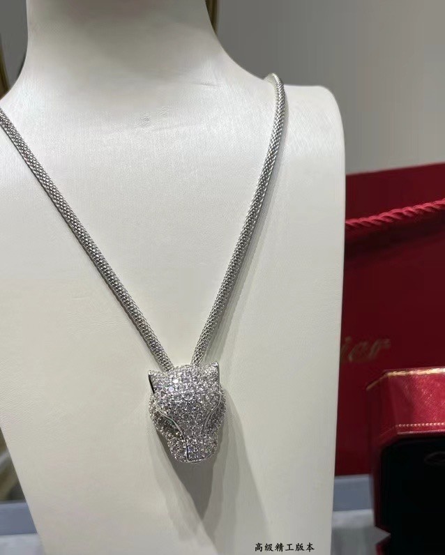 Cartier necklace CE15364